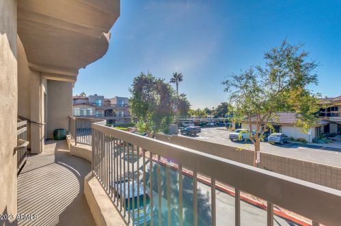 2019 Campbell Ave, Phoenix AZ  85016-4127 exterior