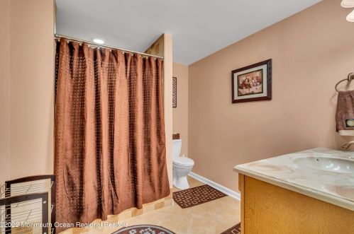 12 Swallow Tail Ct, Jackson Twp NJ 08527-2872 exterior