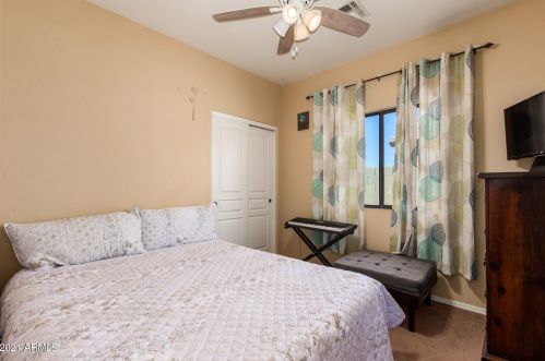 1207 Carson Rd, Phoenix AZ 85041-6615 exterior