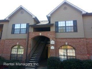 218 Sterling Oaks Dr, Birmingham AL  35244-2032 exterior