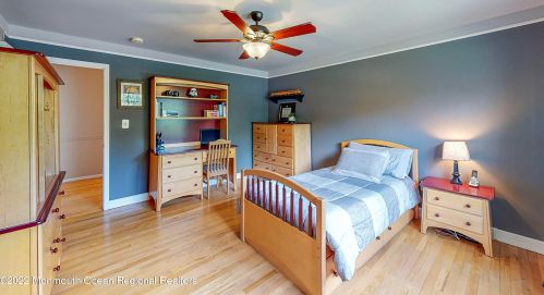 32 Lambert Johnson Dr, Tinton Falls NJ 07712-3753 exterior