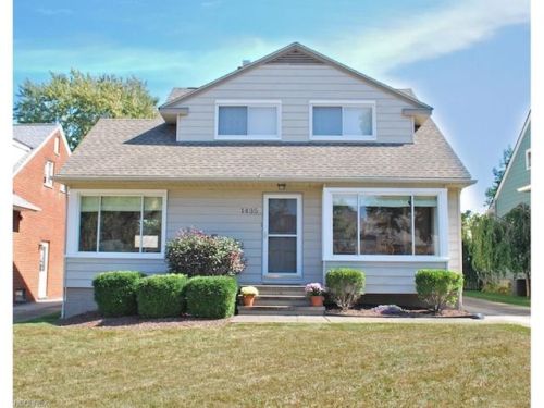 1435 Parkhaven Row, Cleveland OH  44107-4505 exterior