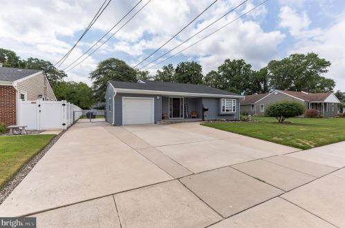 566 Lynn Ave, West Deptford, NJ 08096-1485