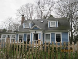 176 Parker St, Newton, MA 02459-2551