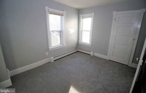 41 Paxson Ave, Trenton NJ 08690-1912 exterior