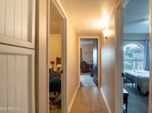 16814 31 Ave, Phoenix AZ 85009-4846 exterior