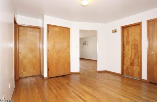 11 Van Rensselear St, Belleville NJ 07109-2911 exterior