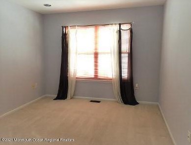 19 Charles Ct, Tinton Falls NJ 07712-7941 exterior