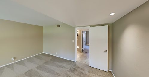 505 El Caminito Dr, Phoenix AZ 85051-4620 exterior