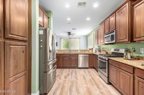 2320 Bowker St, Phoenix AZ 85040-3481 exterior