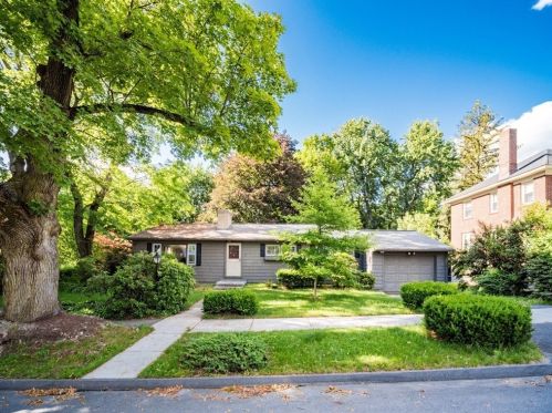 58 Kenwood Ave, Worcester, MA 01605-1322