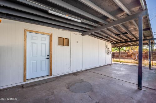 3937 Cypress St, Phoenix AZ 85006-1726 exterior