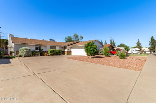 3116 Augusta Ave, Phoenix, AZ 85051-6530