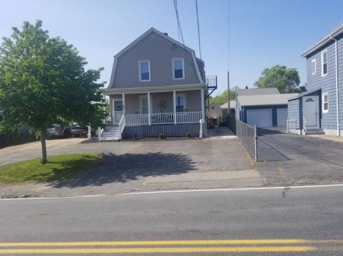 29 Slocum St, New Bedford MA 02743-2713 exterior