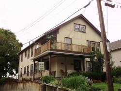 266 Melrose St, Newton, MA 02466-1904