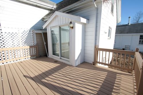 266 Pleasant St, West Bridgewater MA 02379-1509 exterior