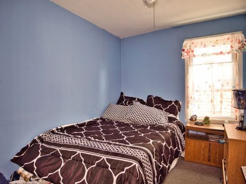 33 Morton St, Fall River MA 02720-2860 exterior