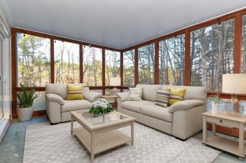 37 Needham St, Norfolk MA  02056-1648 exterior