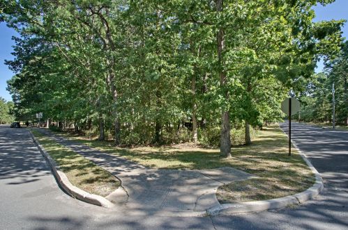 715 Reed Rd, Jackson Twp NJ 08527-4737 exterior