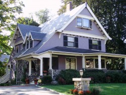 40 Sewall St, Newton, MA 02465-2613