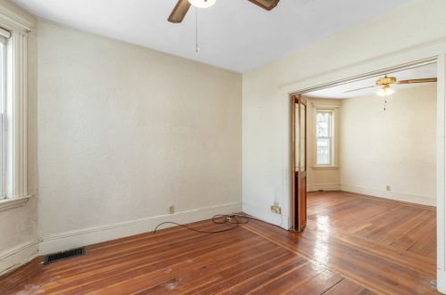 7 Bellingham Ave, Everett MA 02149-1218 exterior