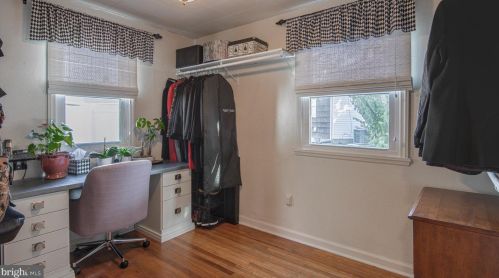 1 Beech Pl, West Deptford NJ 08096-3301 exterior