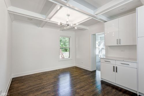 3235 Maple Ave, Forest View IL 60402-1250 exterior