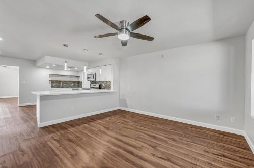 19245 17th Dr, Phoenix AZ  85027-5309 exterior