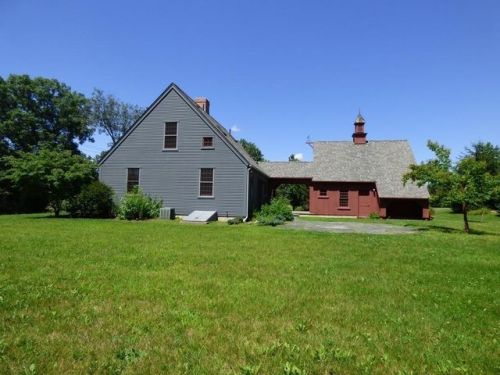 265 Leverett Rd, Amherst, MA 01002-1233