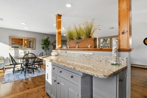 16 Joshuas Way, Chatham MA 02633-1565 exterior