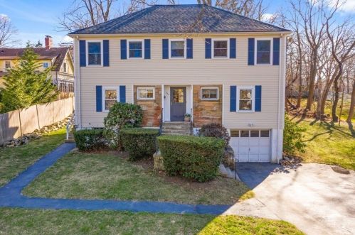 234 Otis St, Hingham, MA 02043-4504