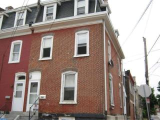 114 Salaignac St, Philadelphia PA  19127-1819 exterior