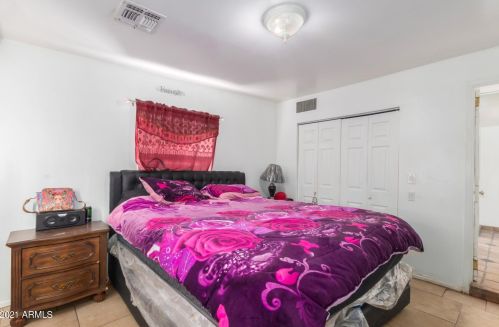 2938 Coronado Rd, Phoenix AZ 85008-3825 exterior