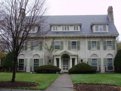 45 Hyde Ave, Newton, MA 02458-2310