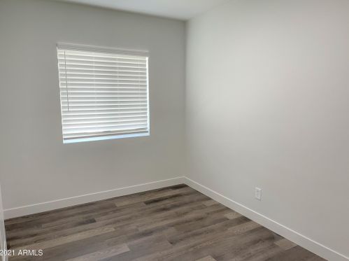 4148 15th Ave, Phoenix AZ  85015-4725 exterior