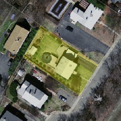 31 Johnson Pl, Newton MA  02466-1712 aerial view