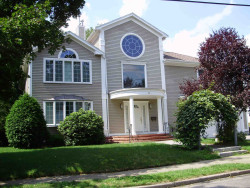 11 Tanglewood Rd, Newton, MA 02459-2849