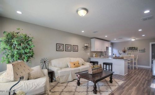 571 42nd Dr, Phoenix AZ  85009-2026 exterior