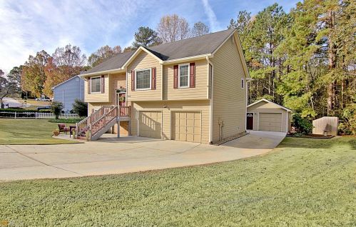 255 Hillandale Dr, Stockbridge GA 30281-3047 exterior
