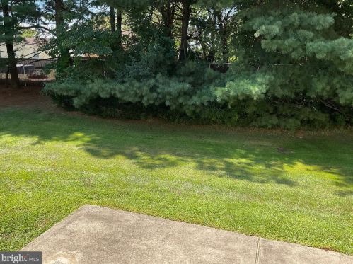 154 Evan Ct, West Deptford NJ  08086-2007 exterior