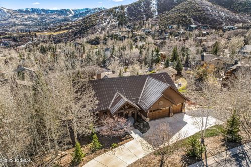 1995 Kidd Cir, Park City UT 84098-8512 exterior