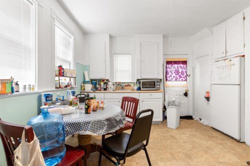 24 Chatham Rd, Everett MA 02149-4915 exterior