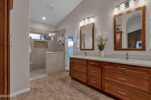 15822 15th Pl, Phoenix AZ  85048-8629 exterior