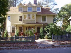 111 Parker St, Newton, MA 02459-2545