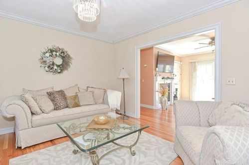 2 Letendre Rd, Seekonk, MA 02771-1328