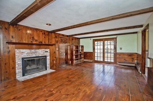 97 Hl St, Topsfield MA 01983-2410 exterior