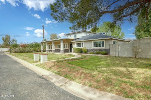 4956 Clarendon Ave, Phoenix AZ  85031-3141 exterior