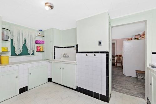 53 Arnold St, Methuen MA  01844-3625 exterior