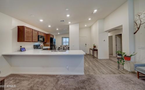 6522 4th St, Phoenix AZ 85042-1010 exterior