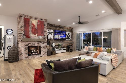 4535 39 St, Phoenix AZ 85008-3018 exterior